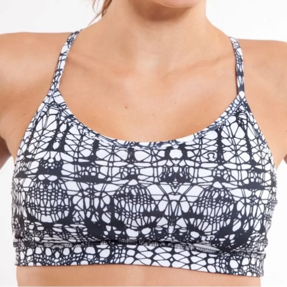 Lululemon Glacier Lace Black and White Flow Y Bra